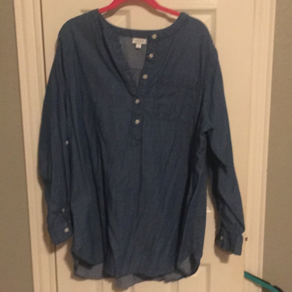 Denim shirt.  Half button on sleeve